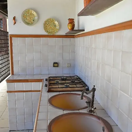 Adele בית נופש *